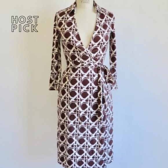 Diane Von Furstenberg Dresses & Skirts - Vintage Diane von Furstenberg Wrap Dress 2 EUC